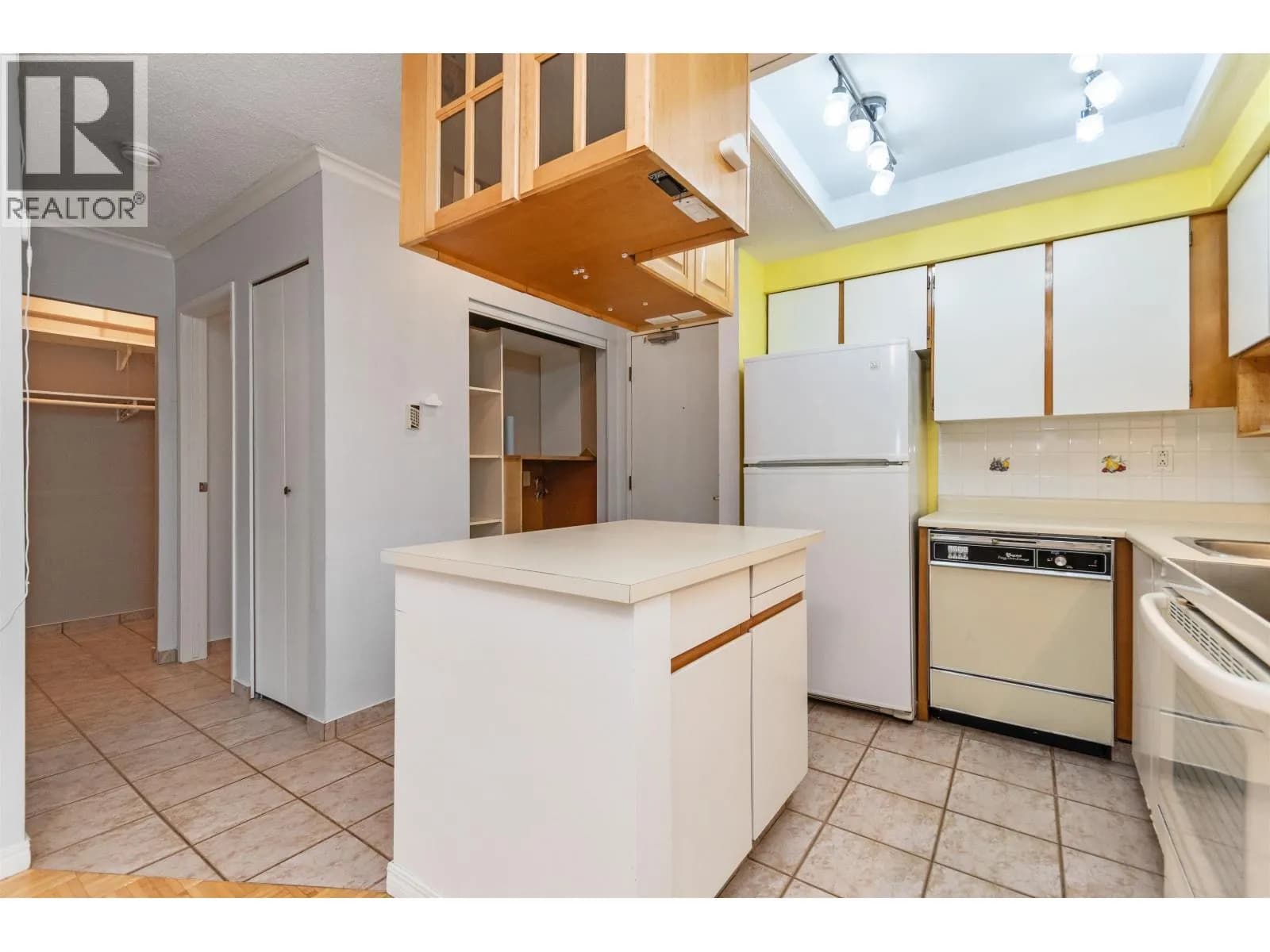 #109 1177 HOWIE AVENUE, Coquitlam, BC photo 5
