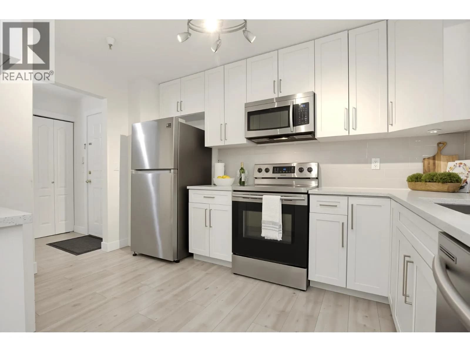 #107 19241 FORD ROAD, Pitt Meadows, BC photo 5