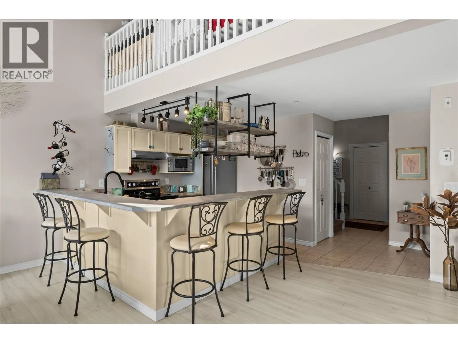 #413 2388 Baron Road, Kelowna, BC photo 4
