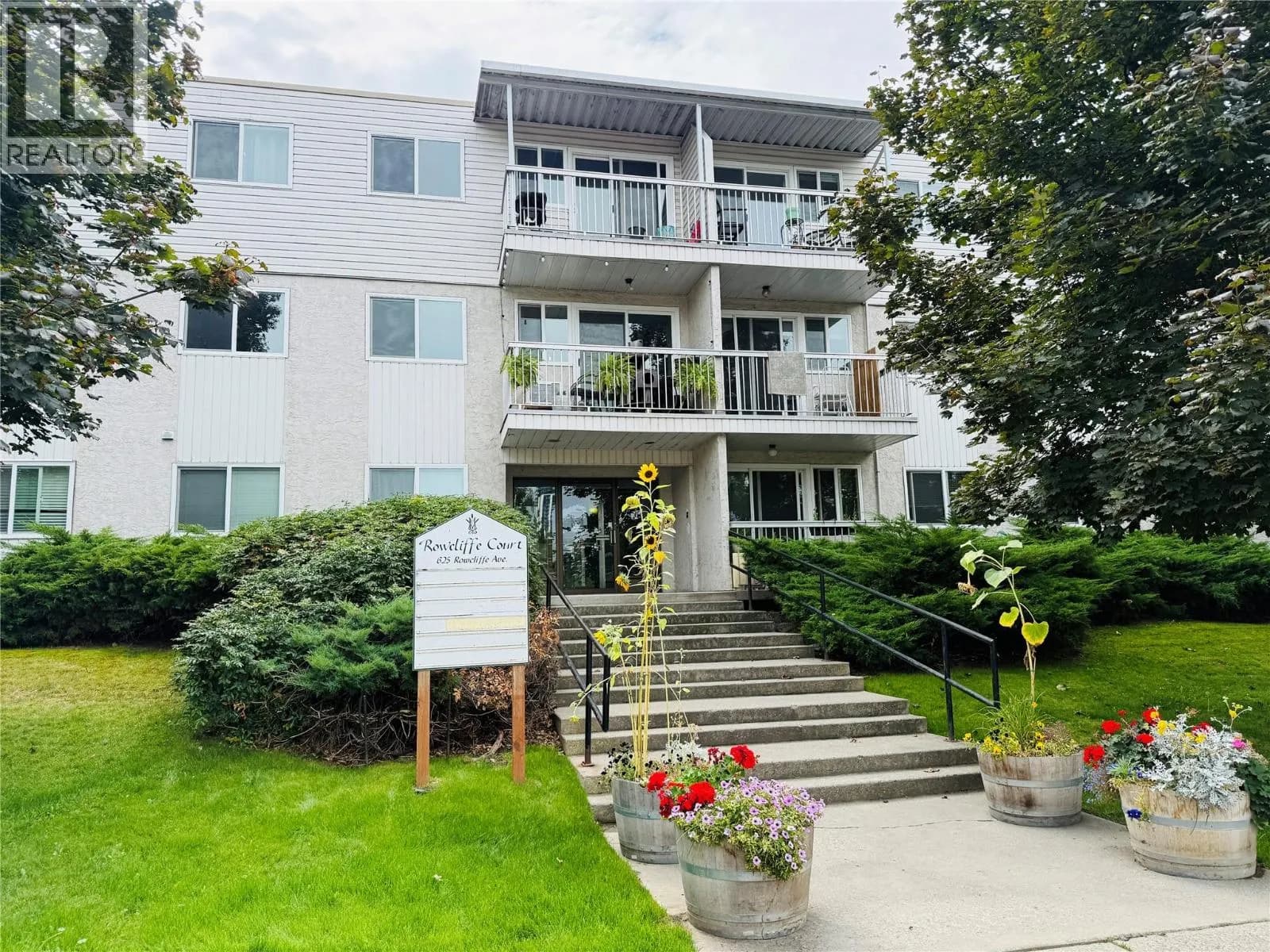 625 Rowcliffe Avenue, Kelowna