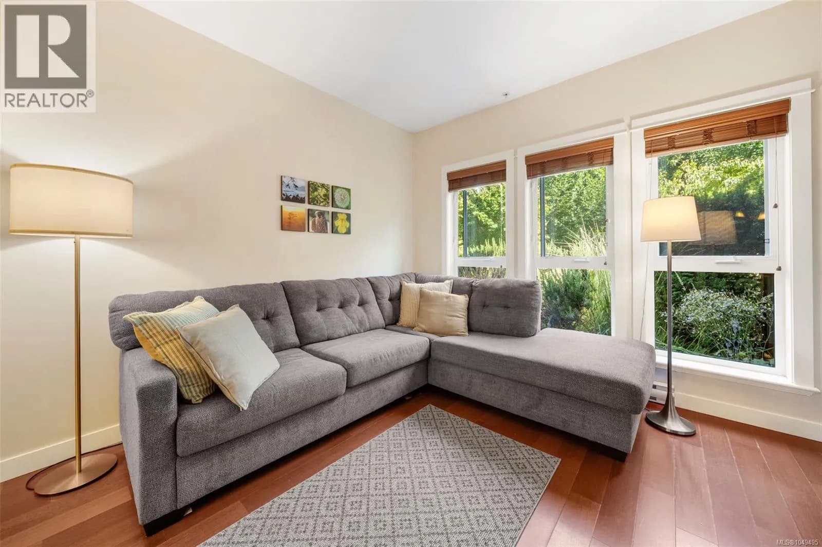 #105 101 Nursery Hill Dr, View Royal, BC photo 3