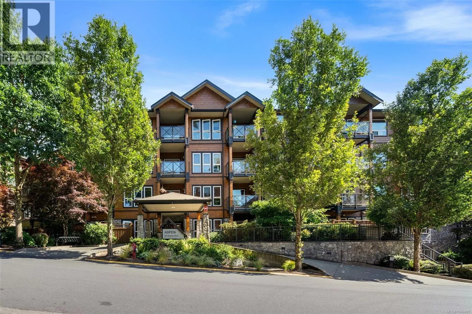#105 101 Nursery Hill Dr, View Royal, BC photo 5