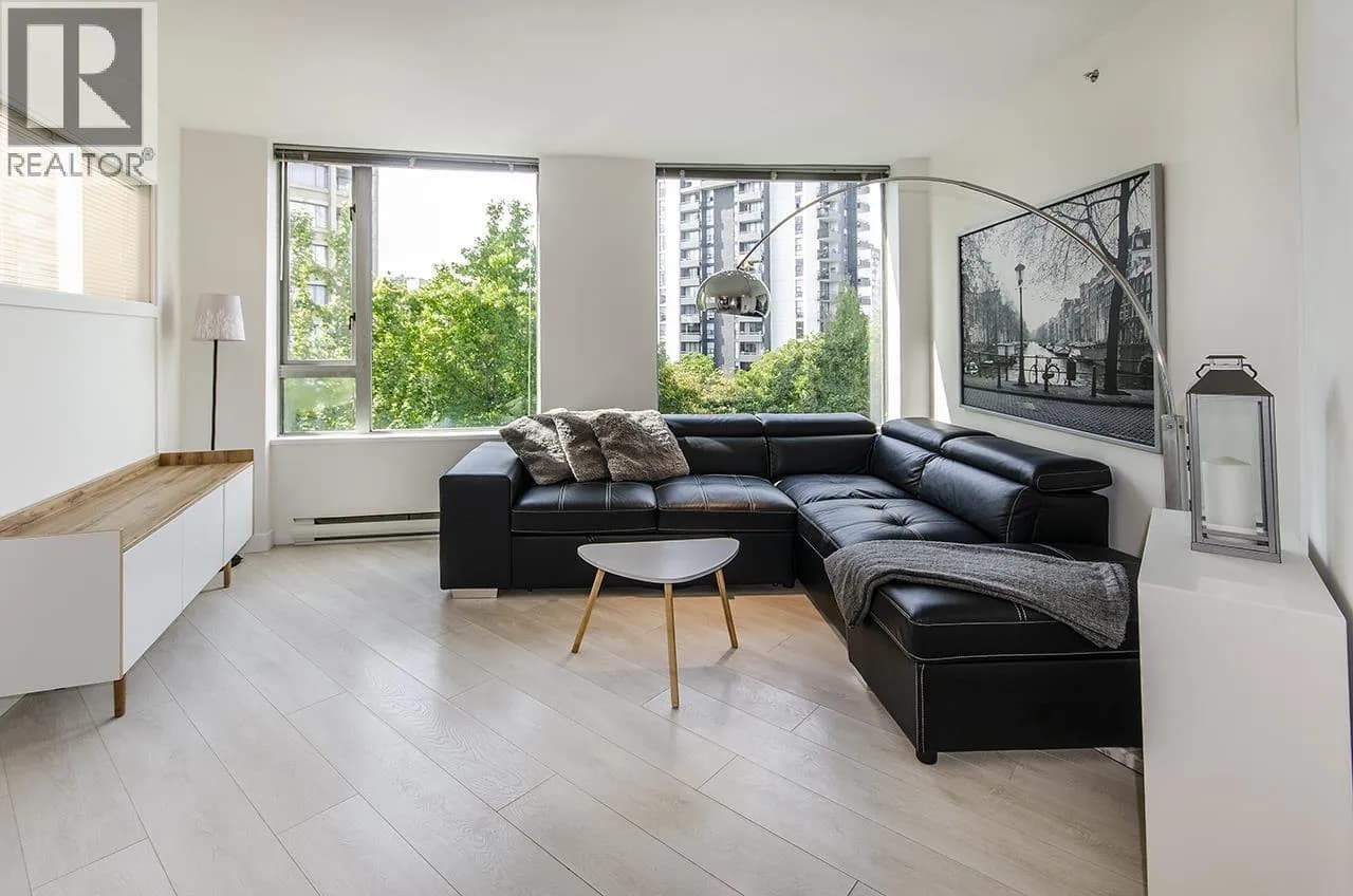 #606 1277 NELSON STREET, Vancouver, BC photo 2