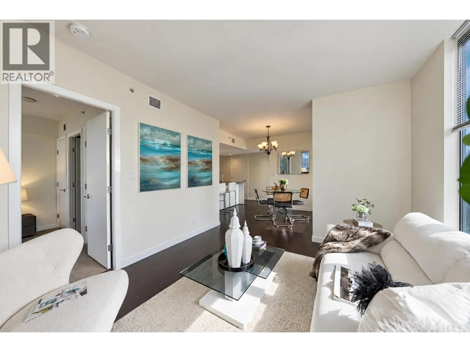 #1703 788 RICHARDS STREET, Vancouver, BC photo 5
