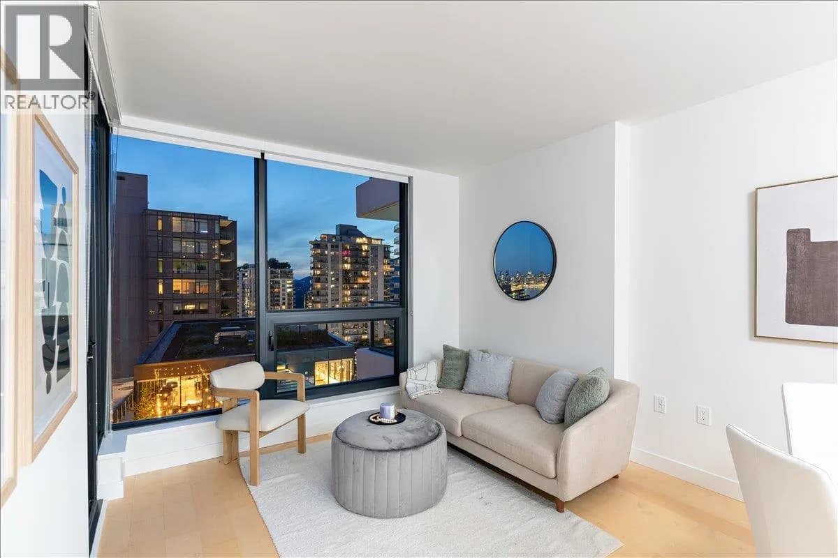 #1004 135 E 13TH STREET, North Vancouver, BC photo 5