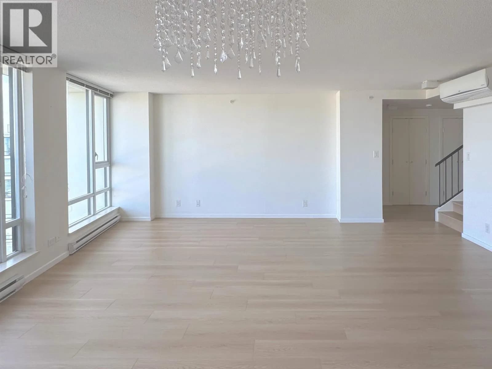 #1801 7979 FIRBRIDGE WAY, Richmond, BC photo 5