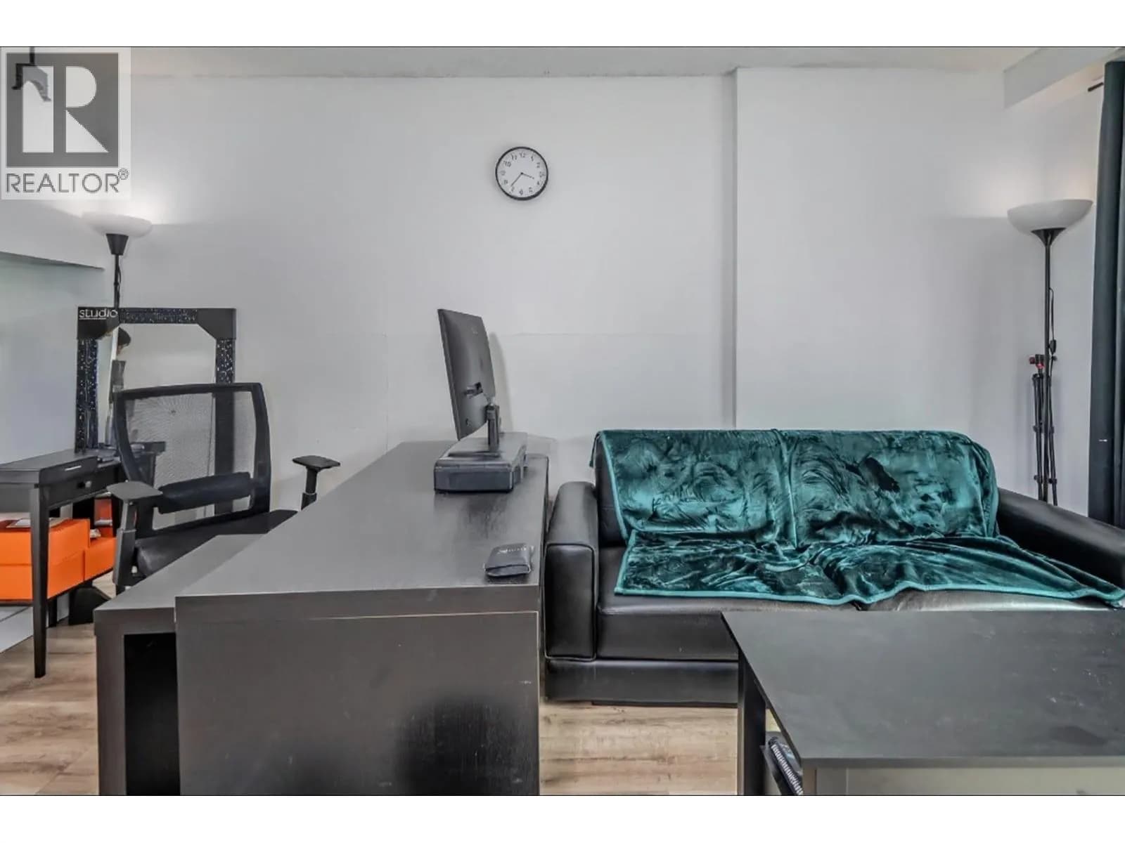 #905 1188 HOWE STREET, Vancouver, BC photo 4