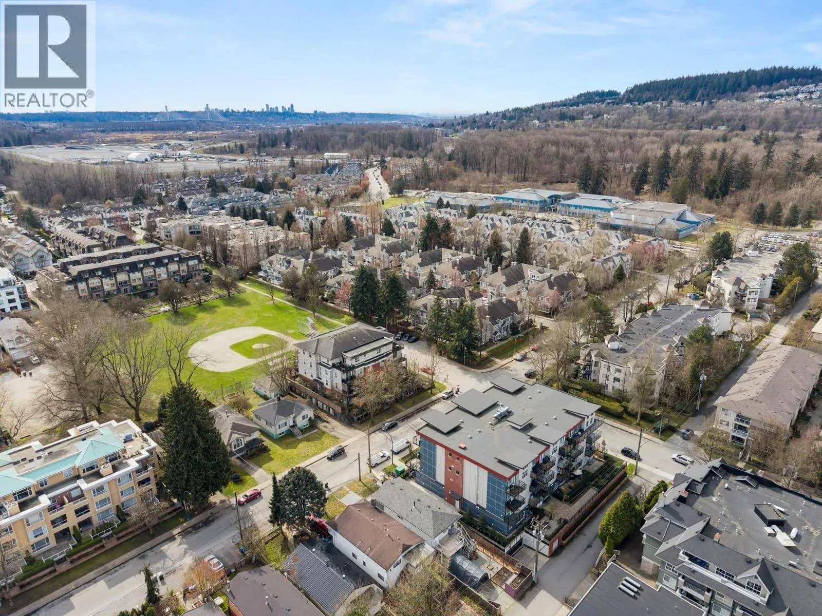 #206 2389 HAWTHORNE AVENUE, Port Coquitlam, BC photo 4