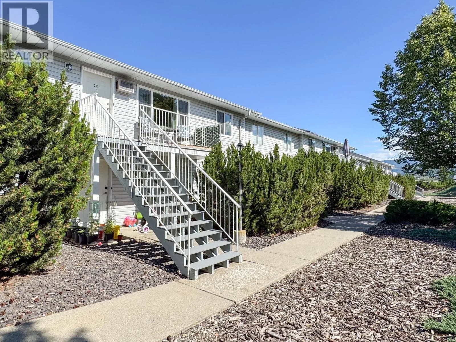 #213 1047 Middleton Way, Vernon, BC photo 1