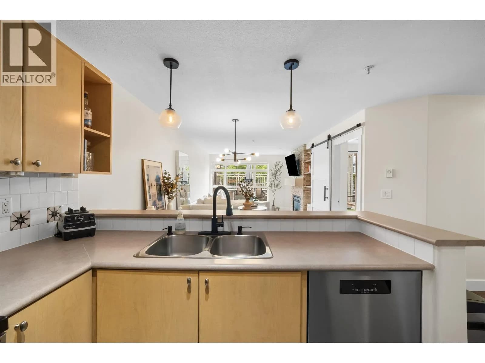 #229 3122 ST JOHNS STREET, Port Moody, BC photo 5