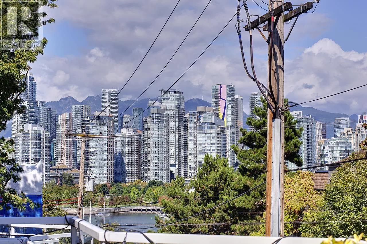 1210 W 7TH AVENUE, Vancouver, BC photo 4
