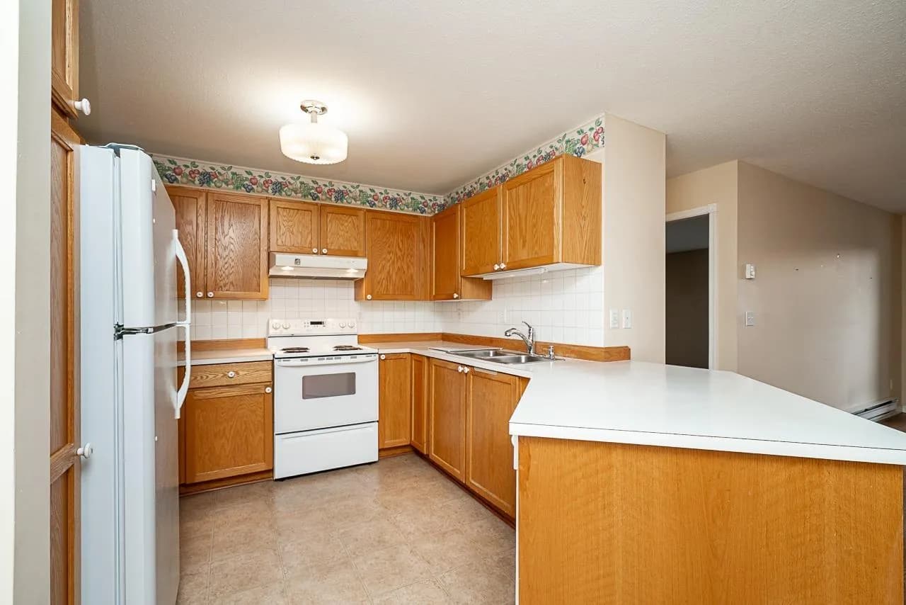 #102 17695 58 AVENUE, Surrey, BC photo 3