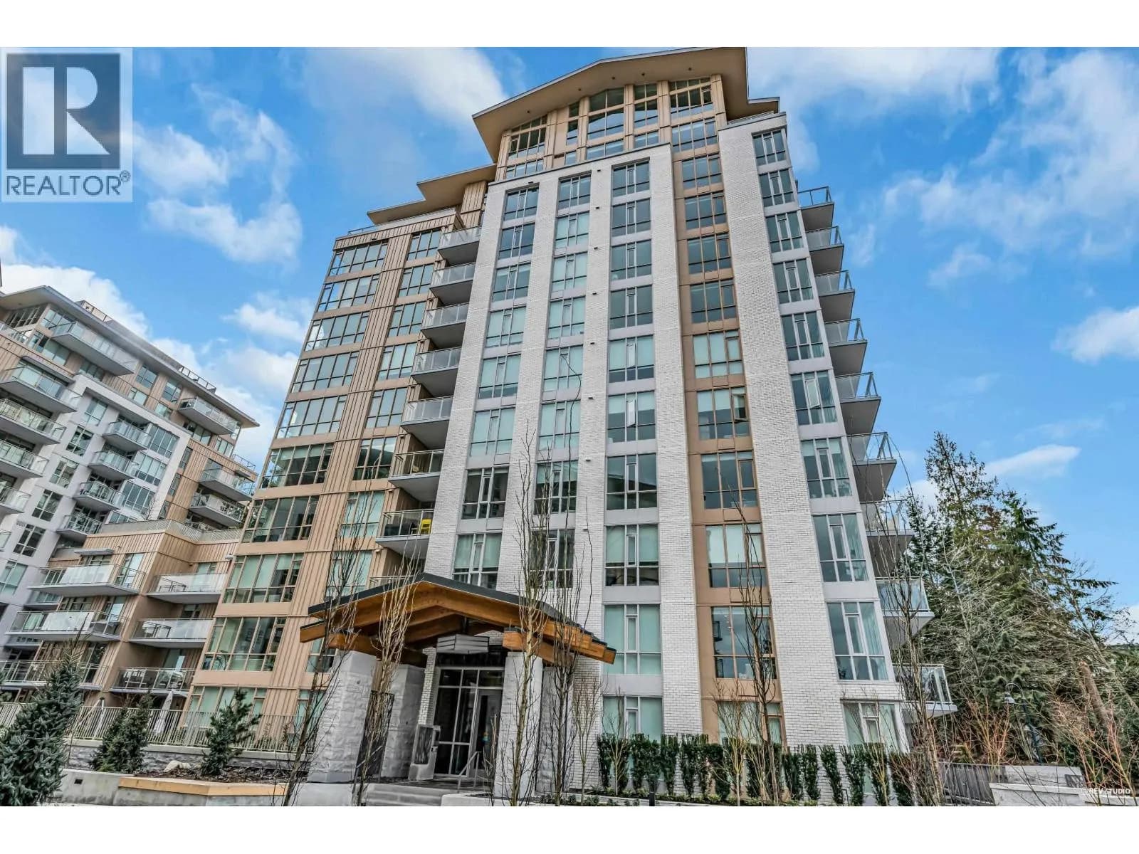 2375 EMERY COURT, North Vancouver