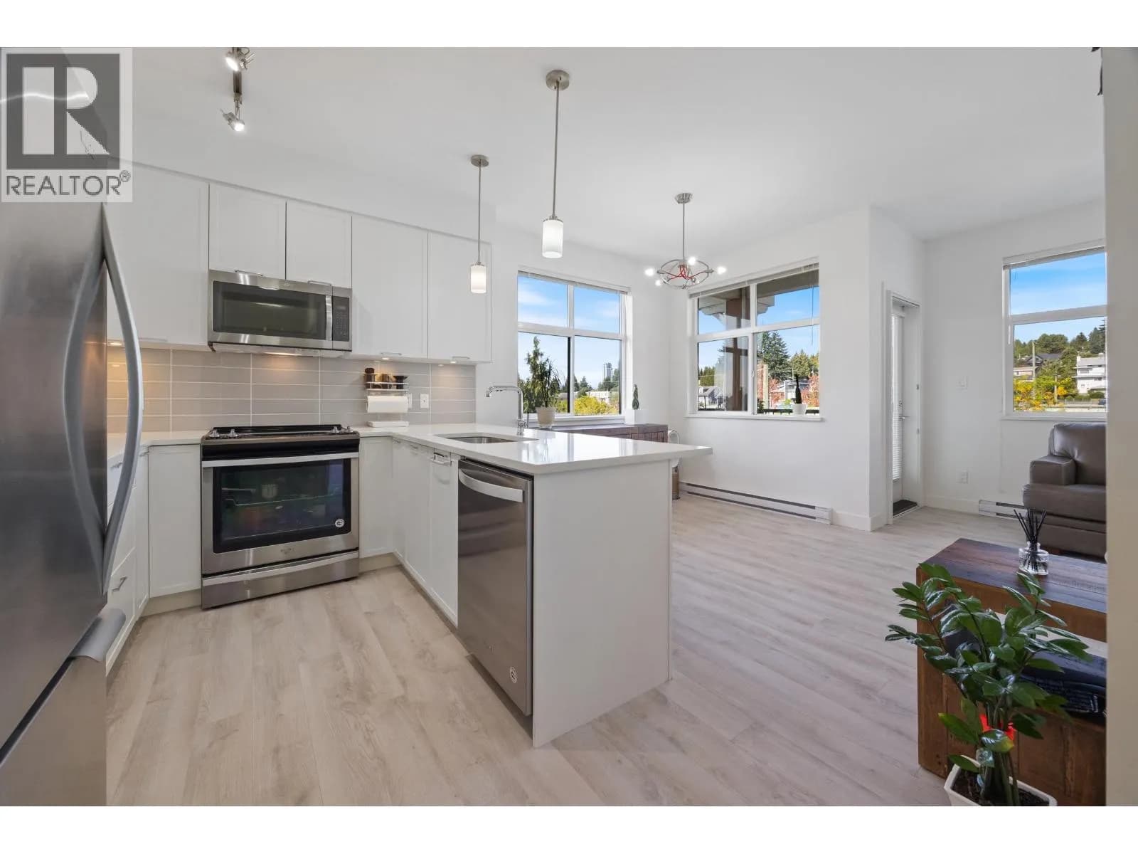 #417 828 GAUTHIER AVENUE, Coquitlam, BC photo 2