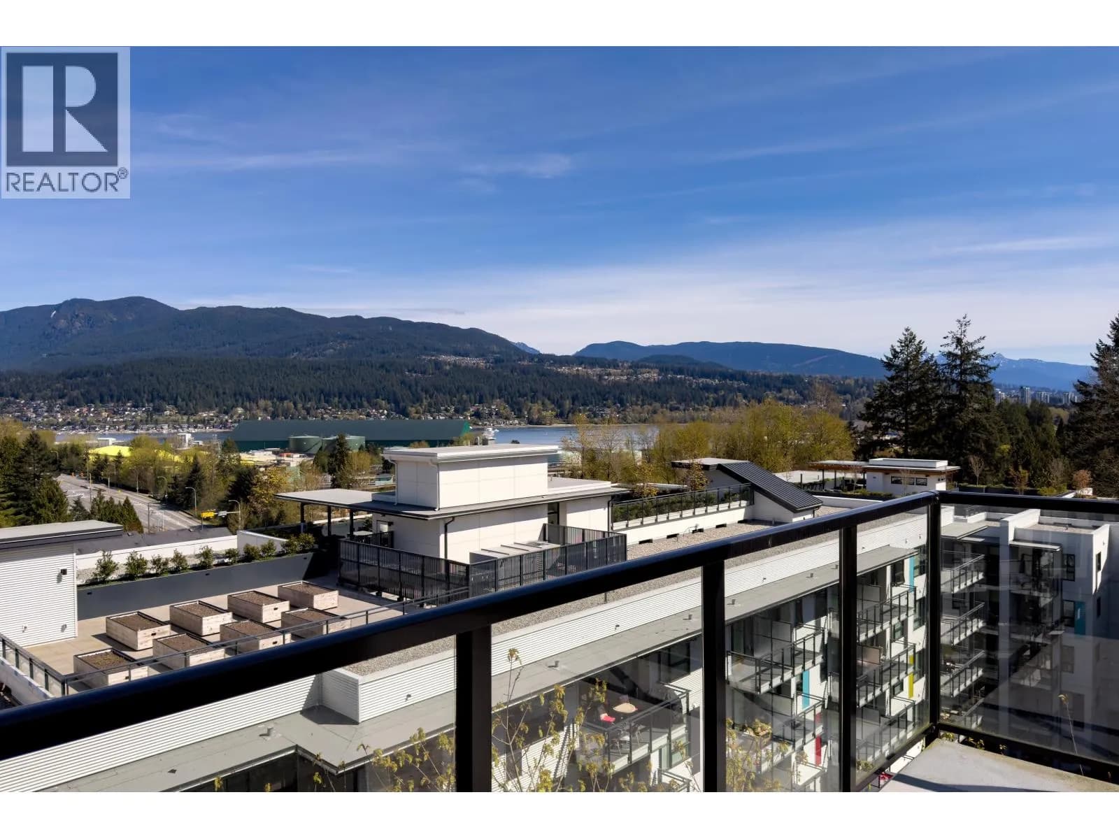2002 ST. GEORGE STREET, Port Moody