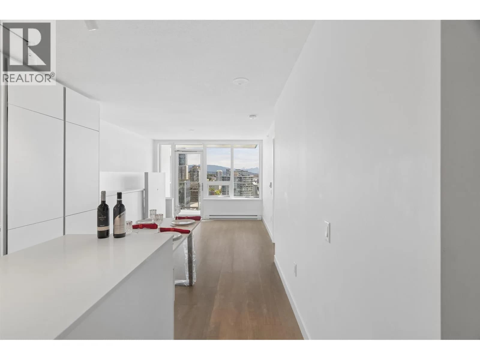 #1901 908 QUAYSIDE DRIVE, New Westminster, BC photo 3