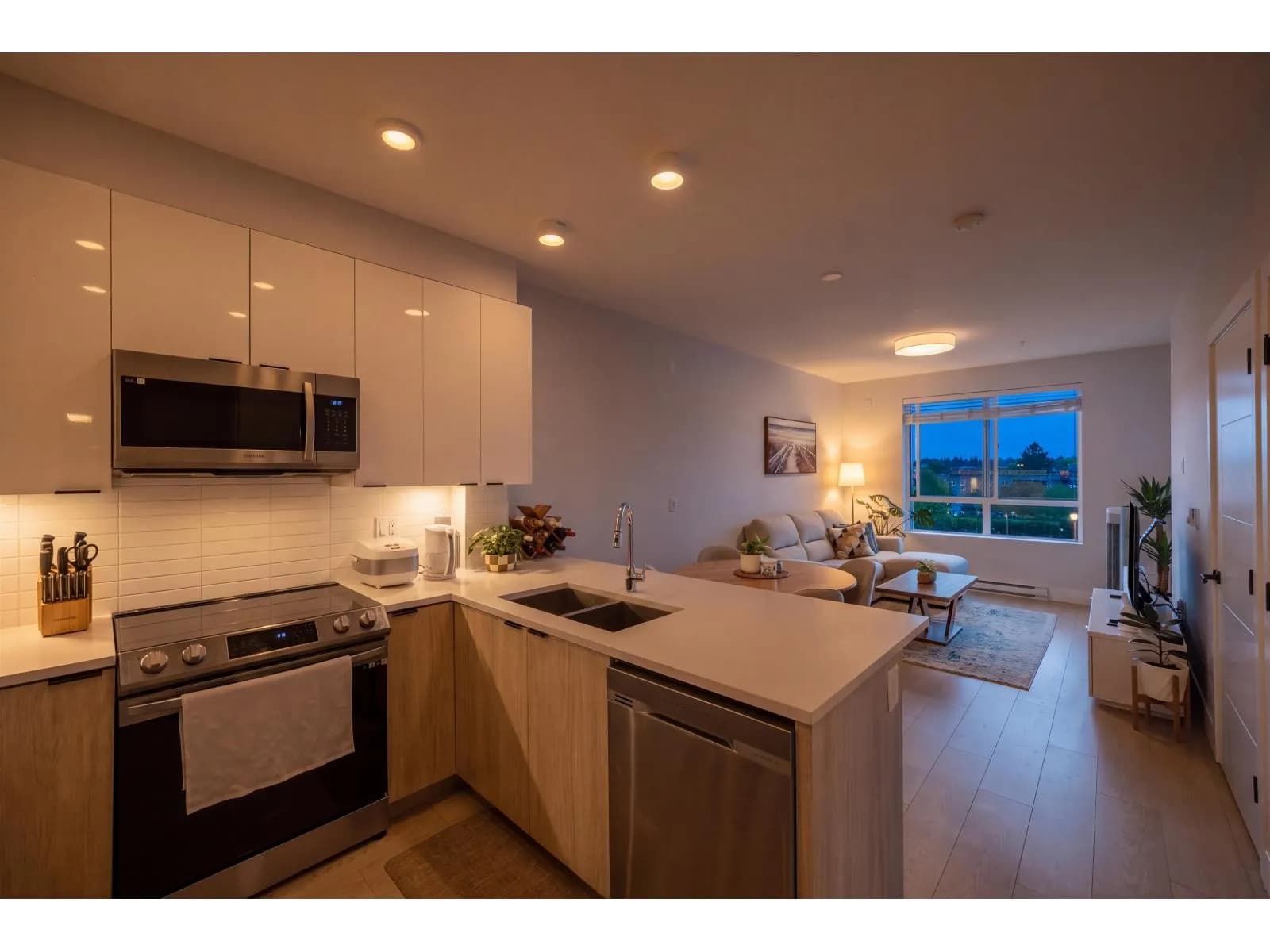 #328 20360 LOGAN AVENUE, Langley, BC photo 3