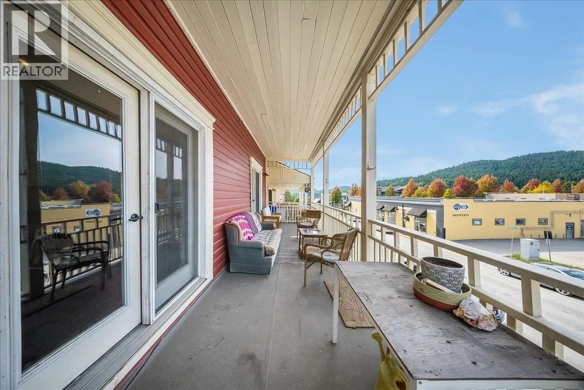#7 2044 Washington Street, Rossland, BC photo 1