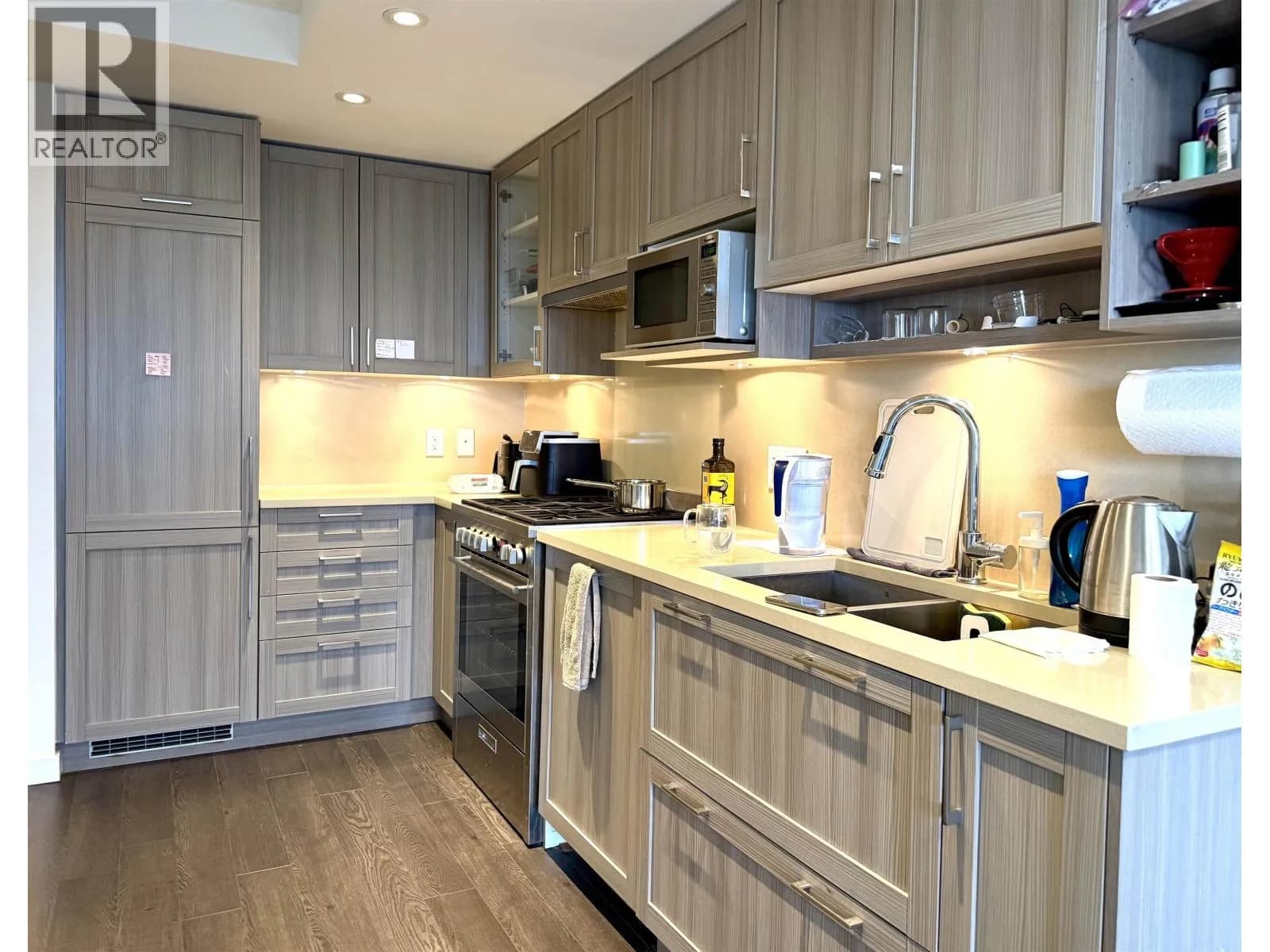 #1903 5515 BOUNDARY ROAD, Vancouver, BC photo 2