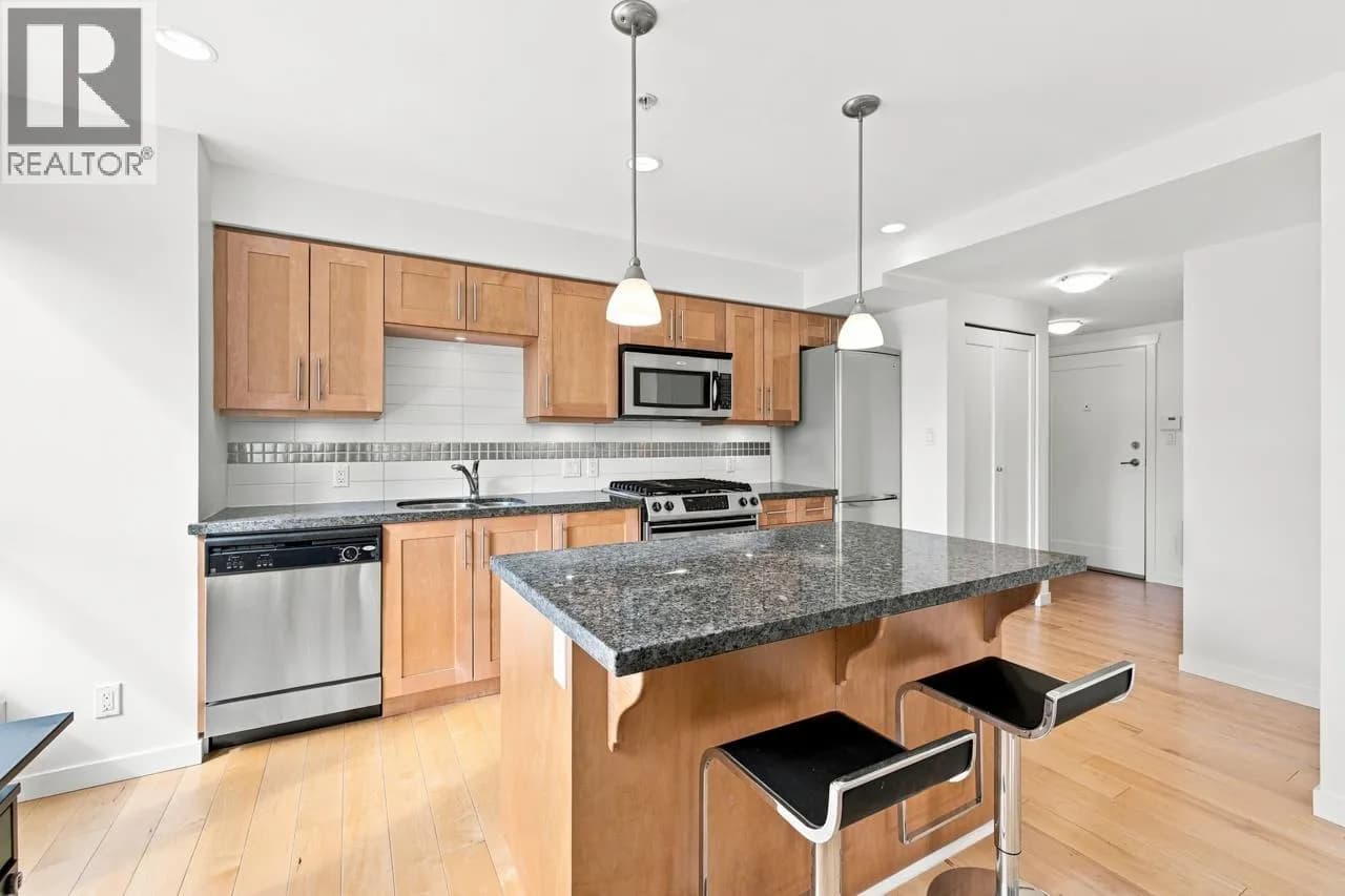 #302 2626 ALBERTA STREET, Vancouver, BC photo 3