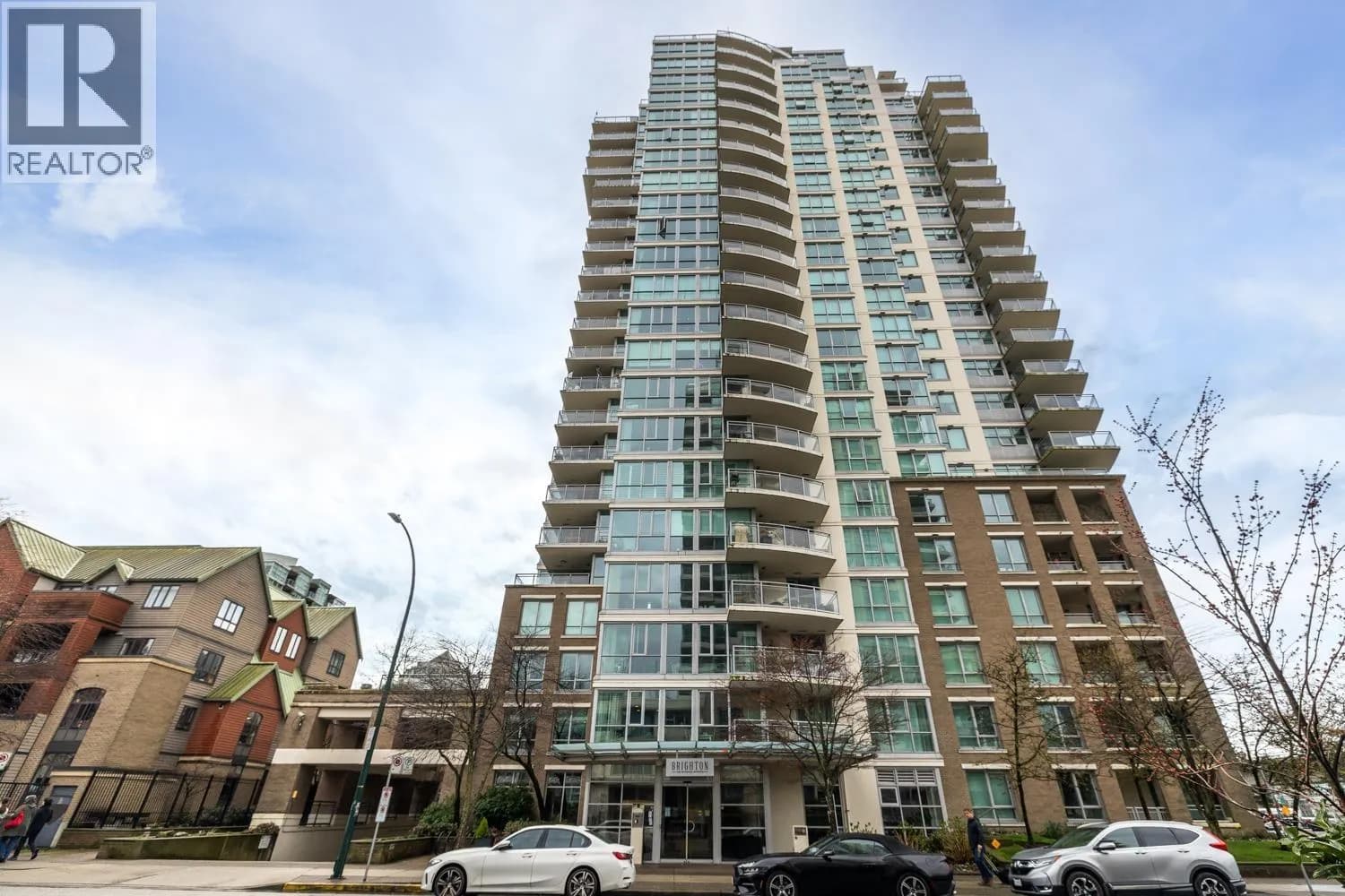 120 MILROSS AVENUE, Vancouver