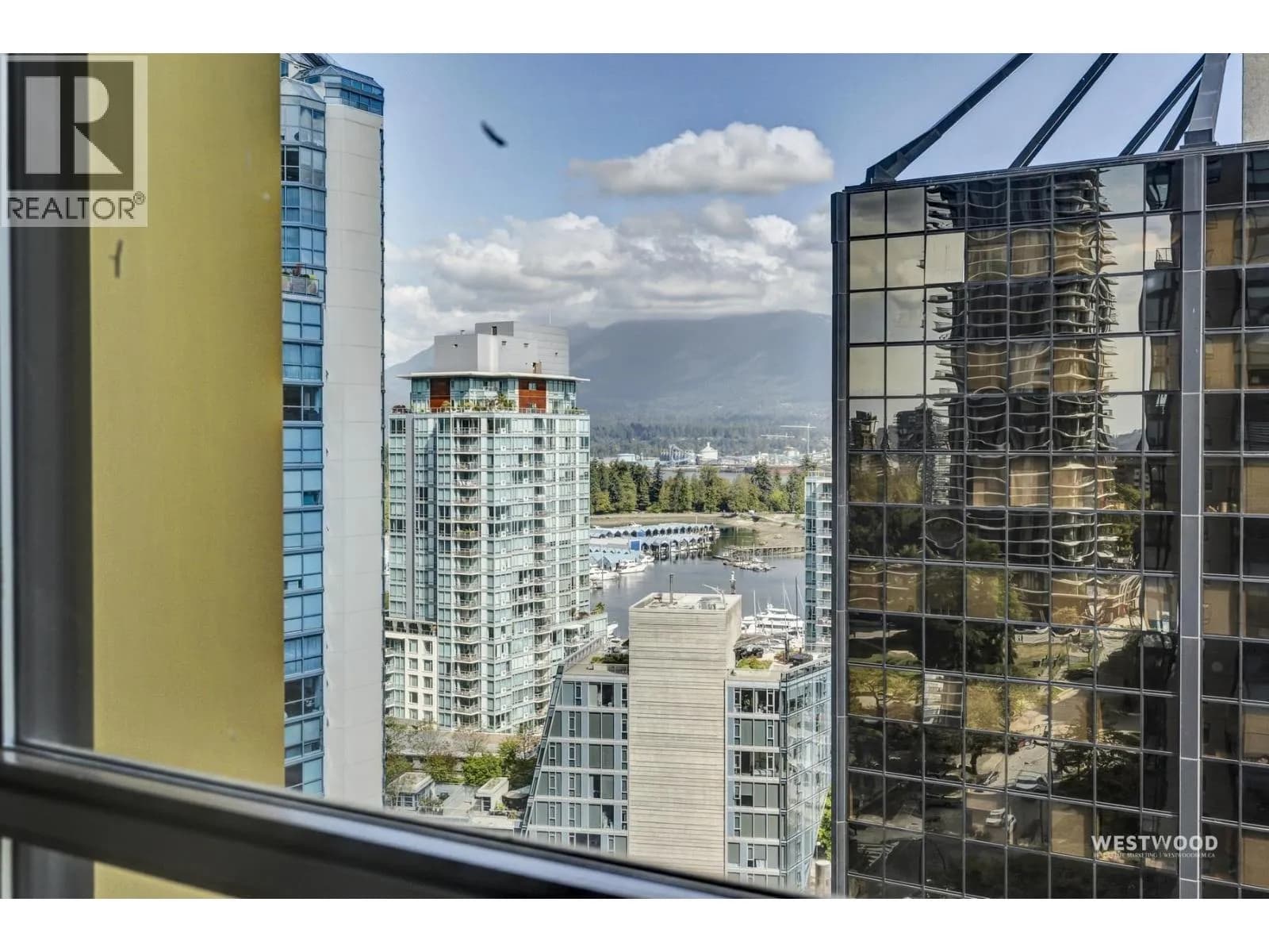 #1708 1367 ALBERNI STREET, Vancouver, BC photo 2