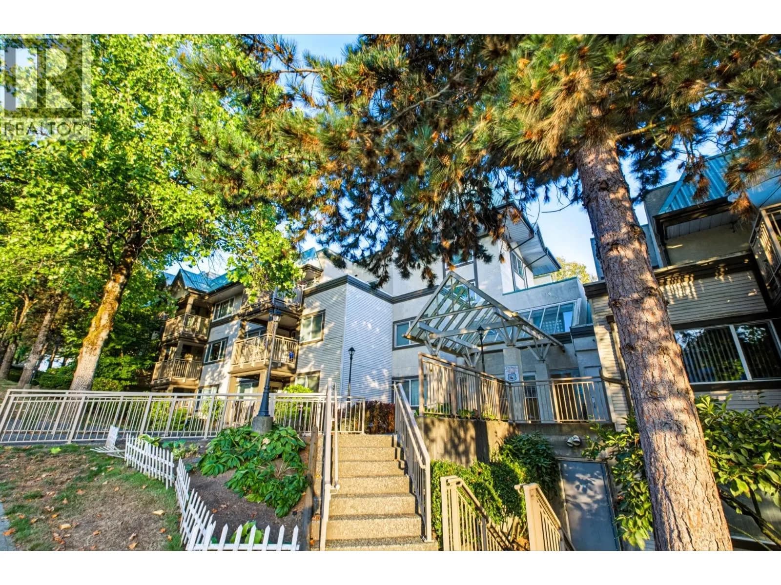 #612 1310 CARIBOO STREET, New Westminster, BC photo 3