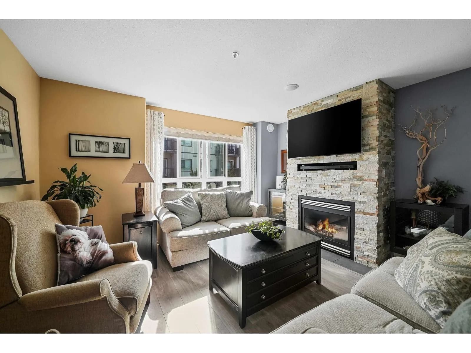 #406 22022 49 AVENUE, Langley, BC photo 5