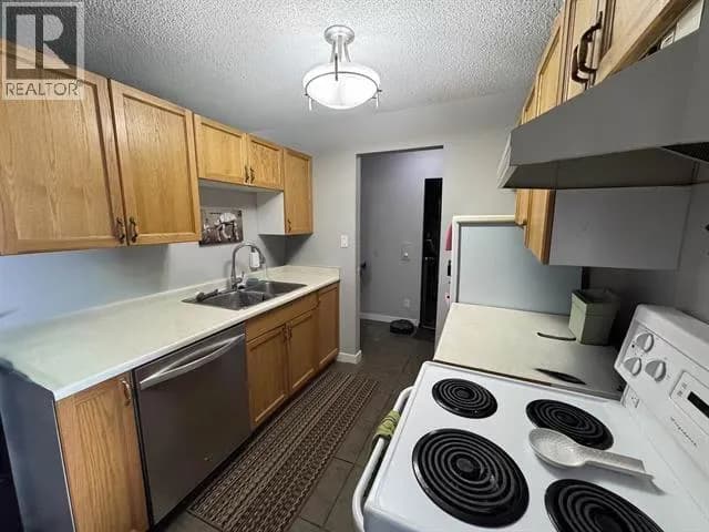 #105 10216 102 AVENUE, Fort St. John, BC photo 5