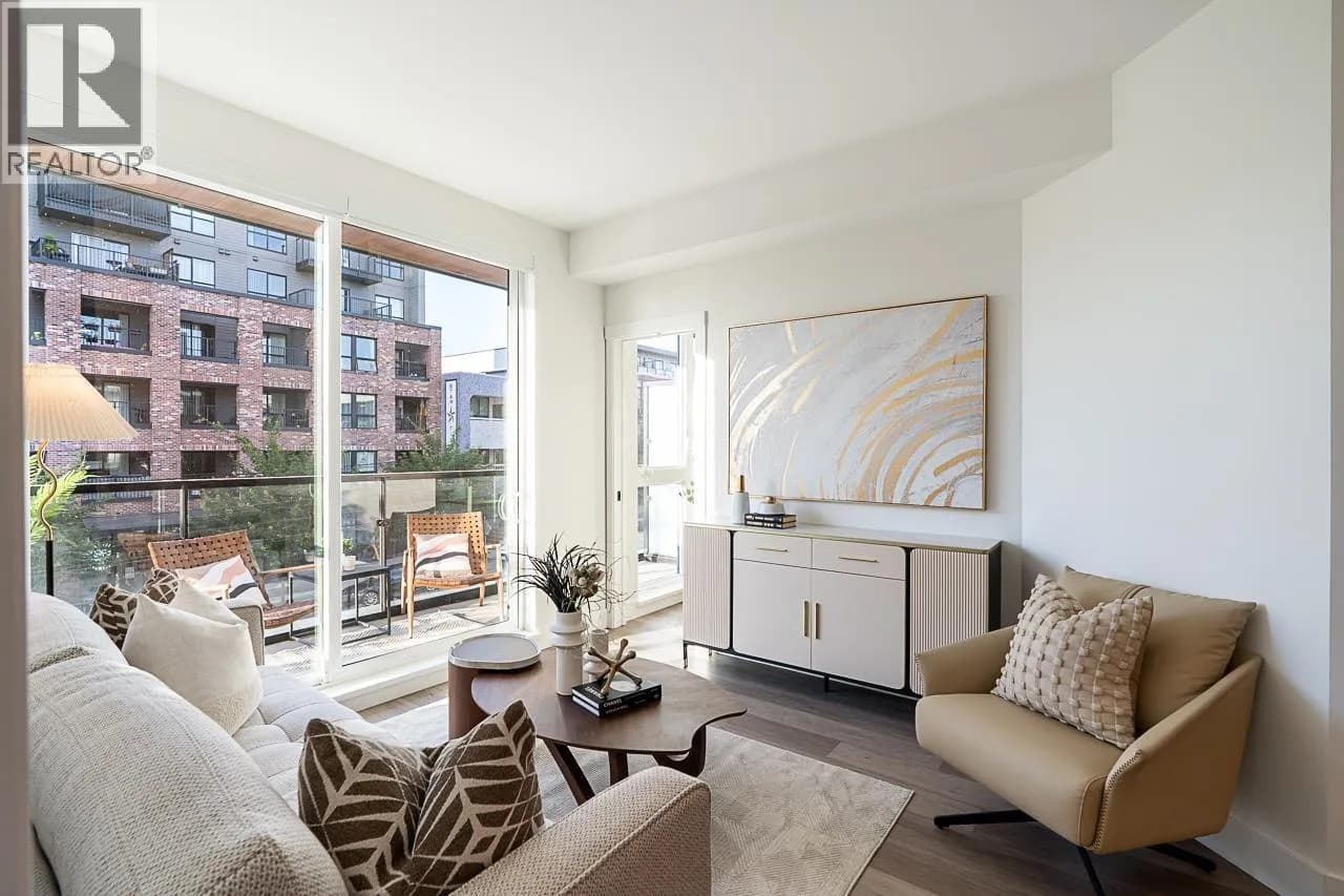 422 LAKEWOOD DRIVE, Vancouver