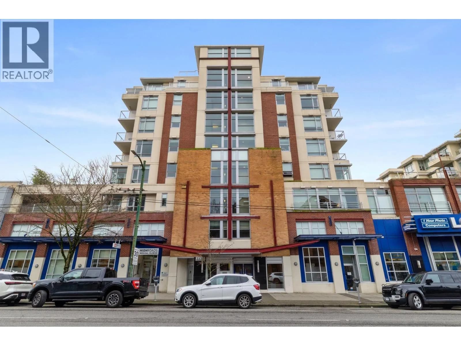 #608 2228 W BROADWAY, Vancouver, BC photo 2