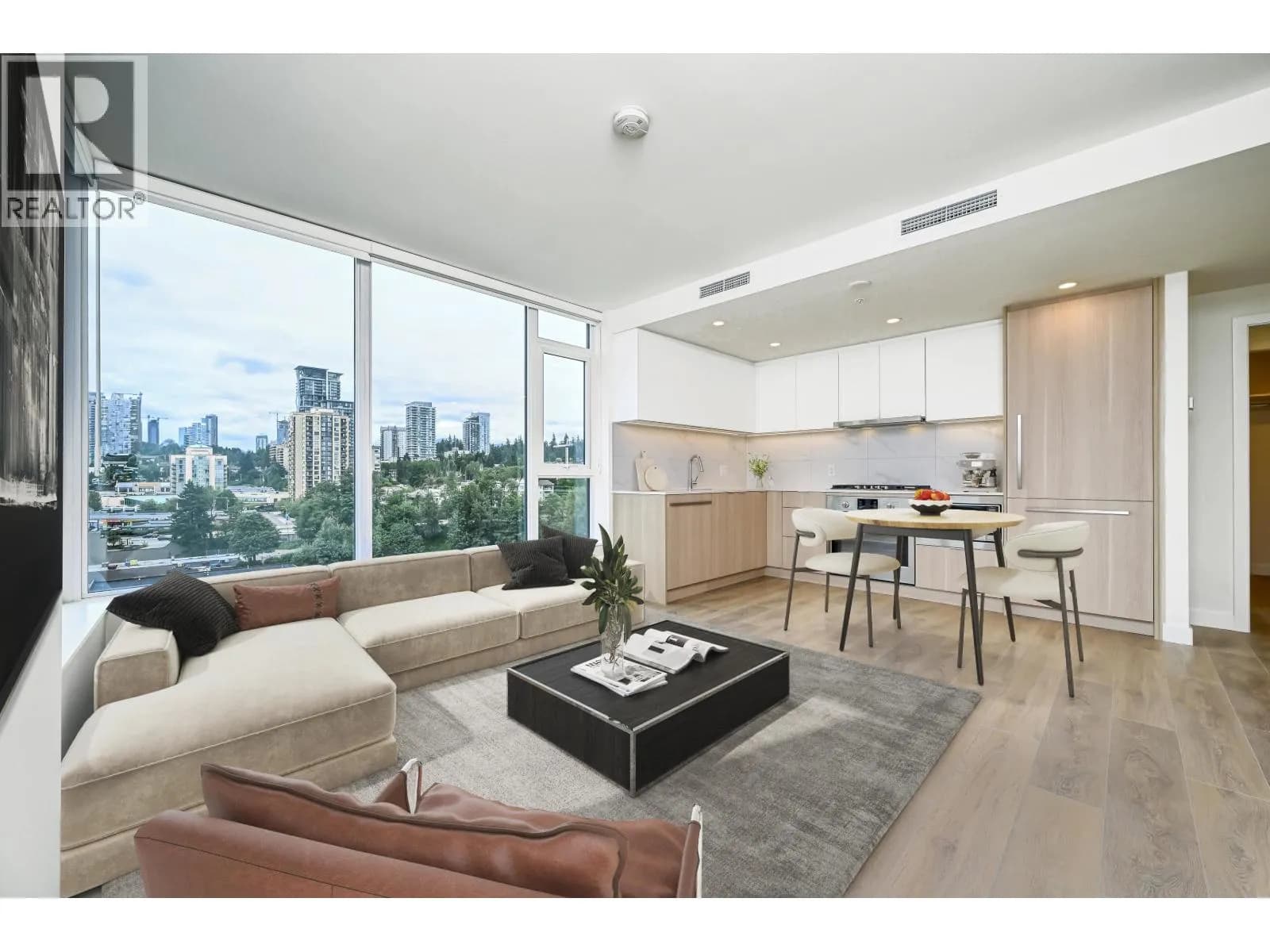 318 ALDERSON AVENUE, Coquitlam