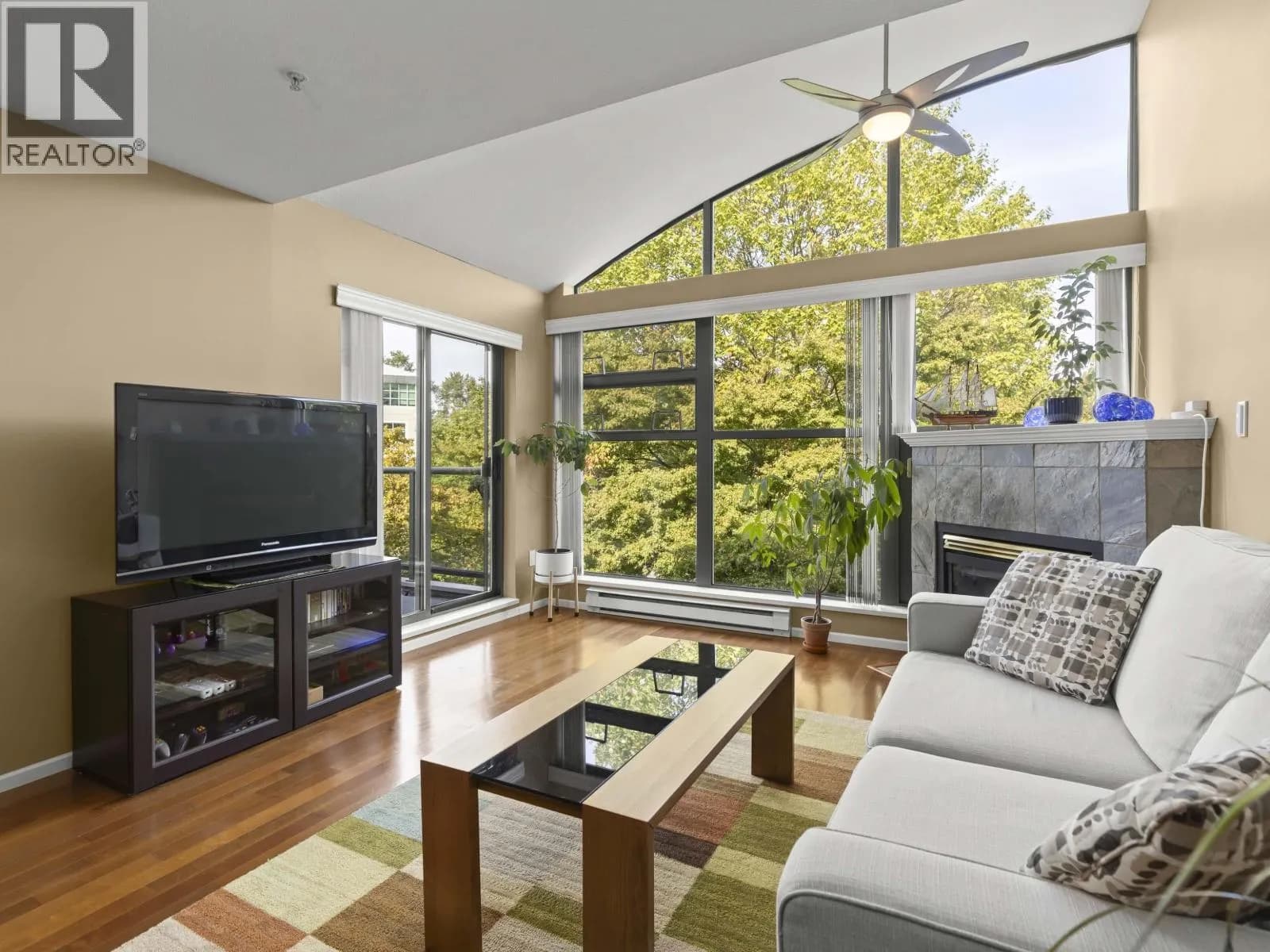 #408 225 NEWPORT DRIVE, Port Moody, BC photo 5