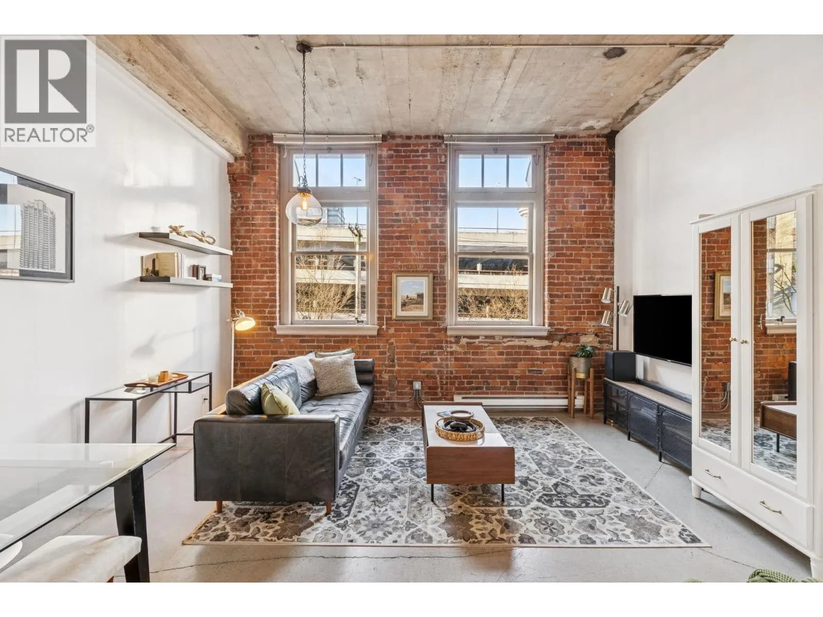 #206 546 BEATTY STREET, Vancouver, BC photo 3