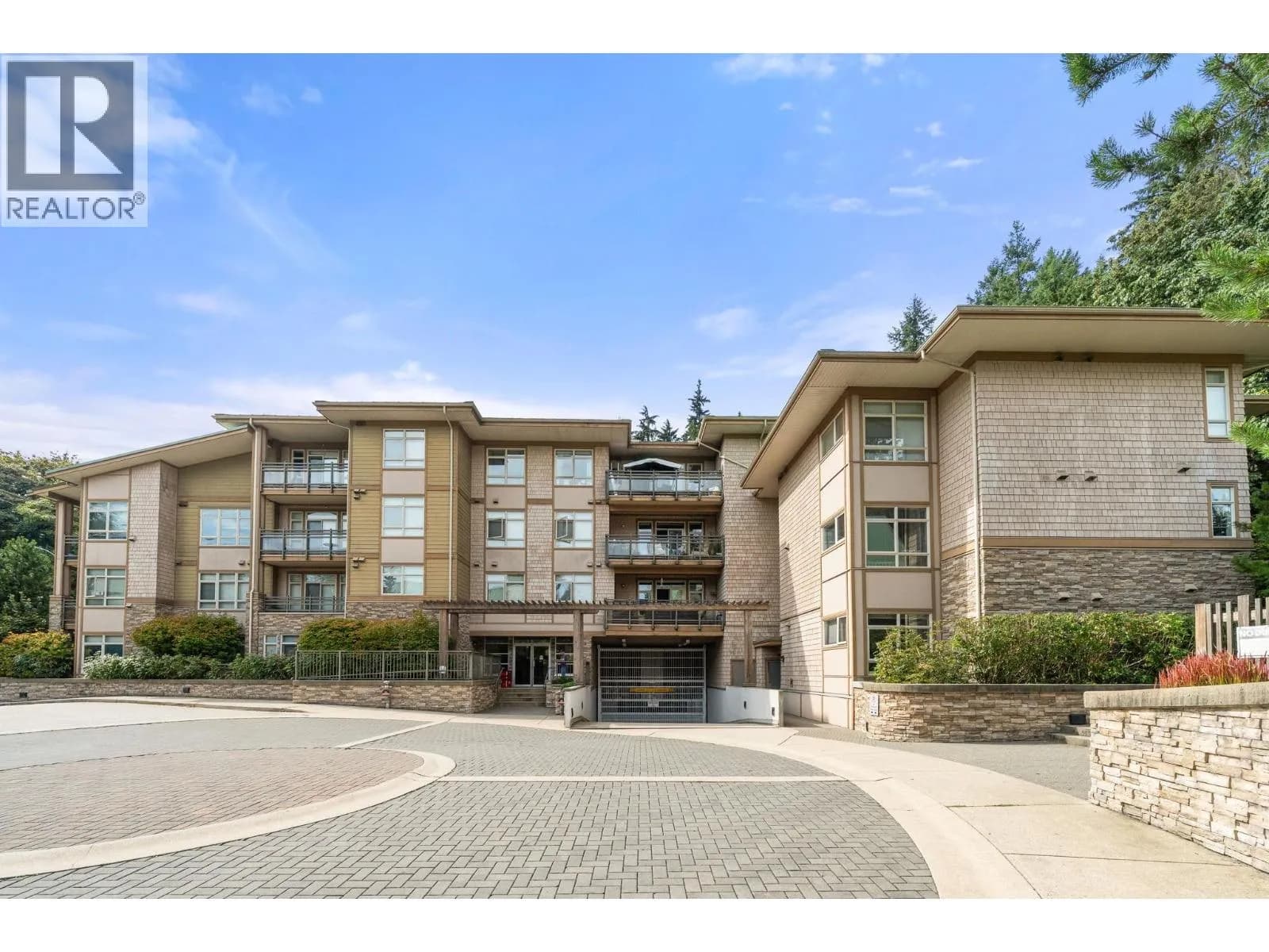 #205 3294 MT SEYMOUR PARKWAY, North Vancouver, BC photo 2