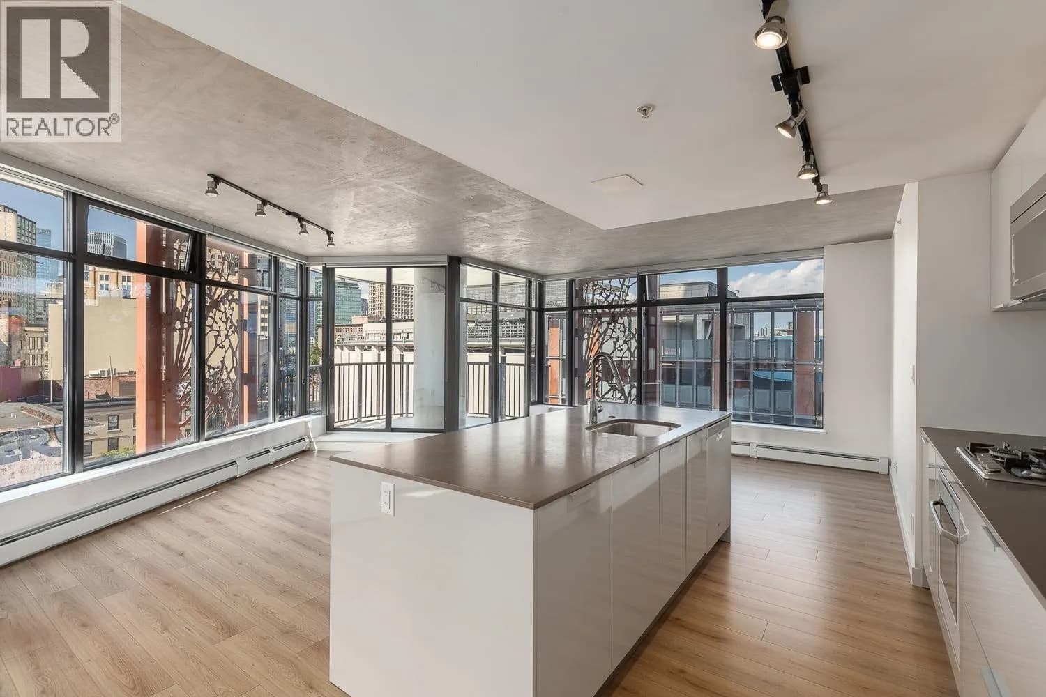 #810 128 W CORDOVA STREET, Vancouver, BC photo 2