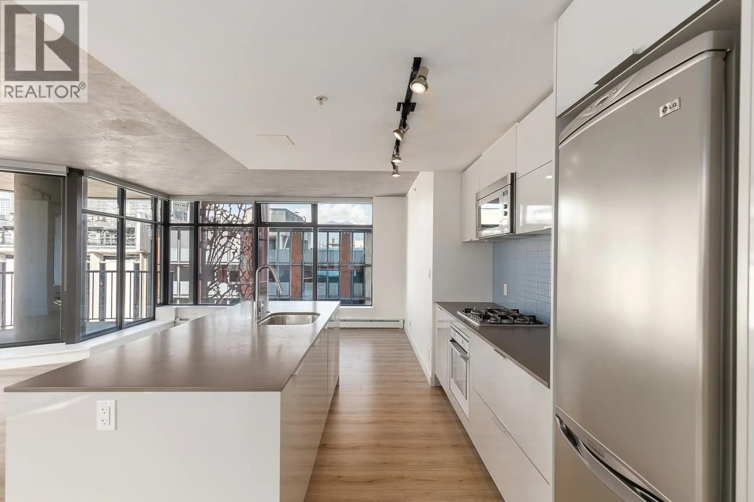 #810 128 W CORDOVA STREET, Vancouver, BC photo 5