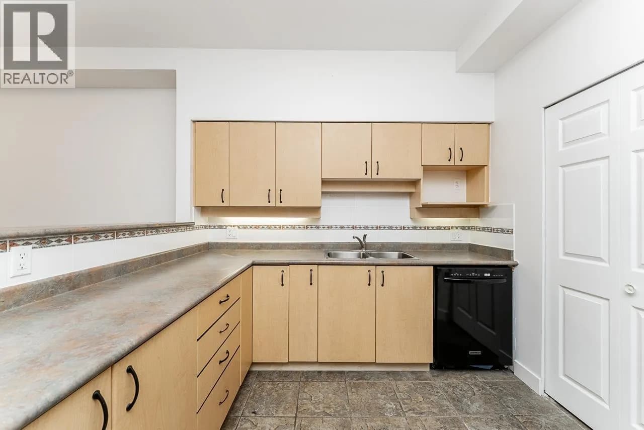 #108 522 SMITH AVENUE, Coquitlam, BC photo 3