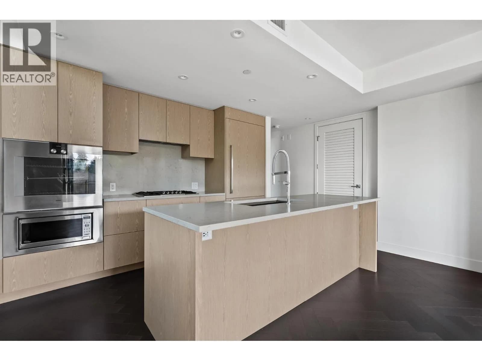 #303 633 W KING EDWARD AVENUE, Vancouver, BC photo 5
