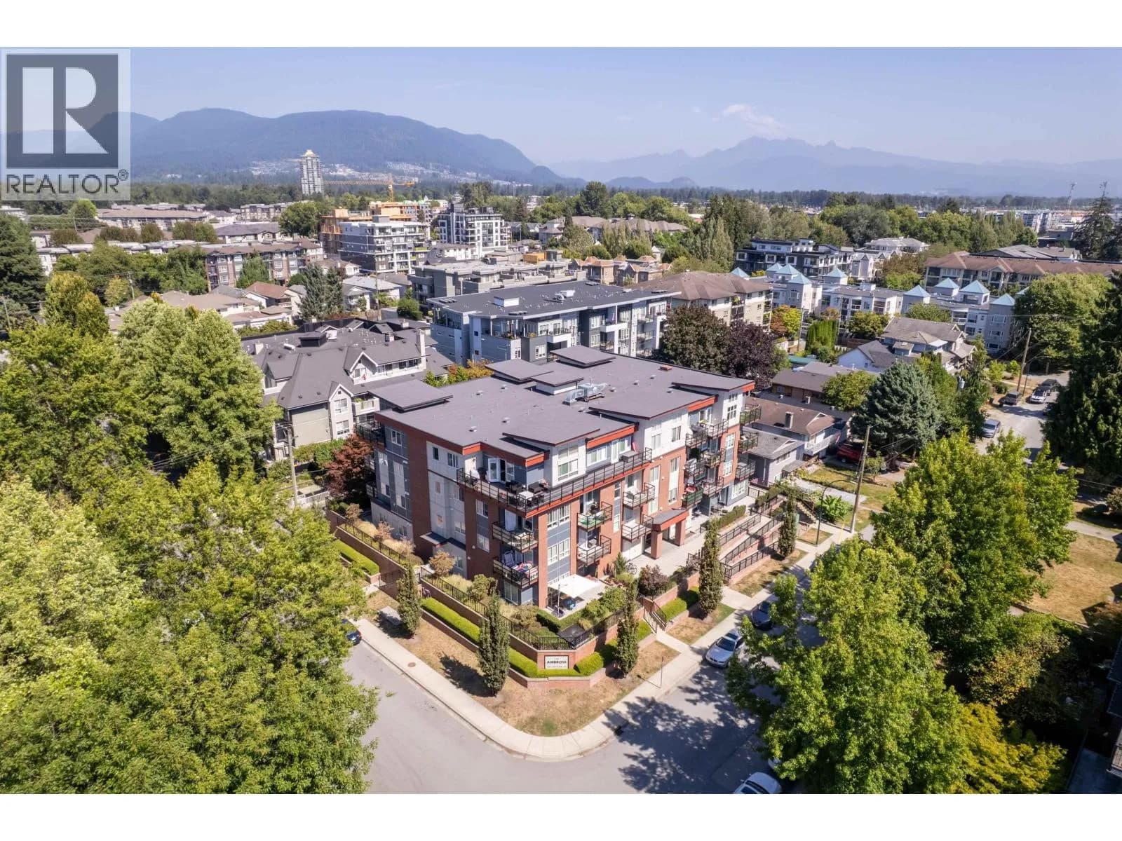 #401 2389 HAWTHORNE AVENUE, Port Coquitlam, BC photo 2