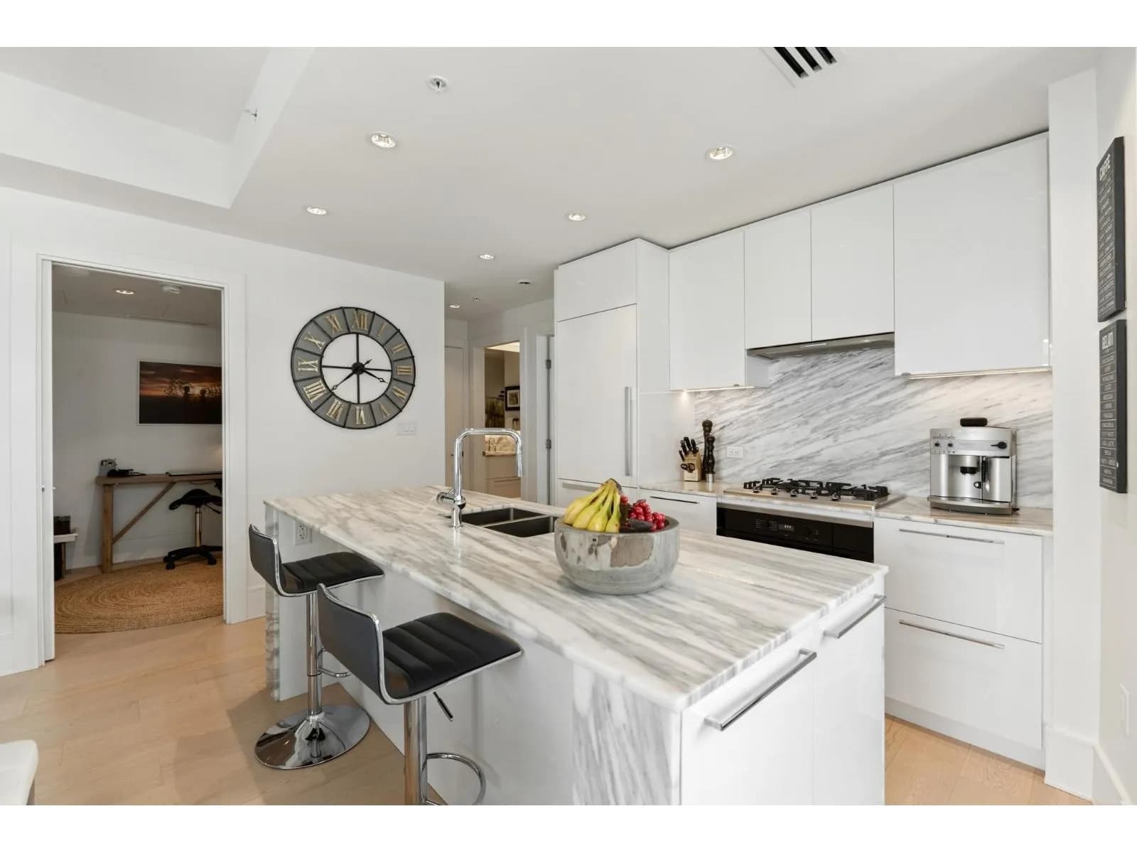#1504 1500 MARTIN STREET, White Rock, BC photo 5