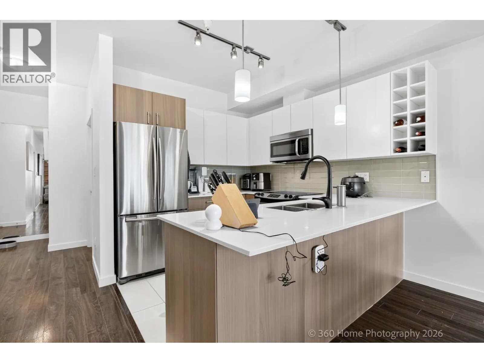 #202 5288 GRIMMER STREET, Burnaby, BC photo 5
