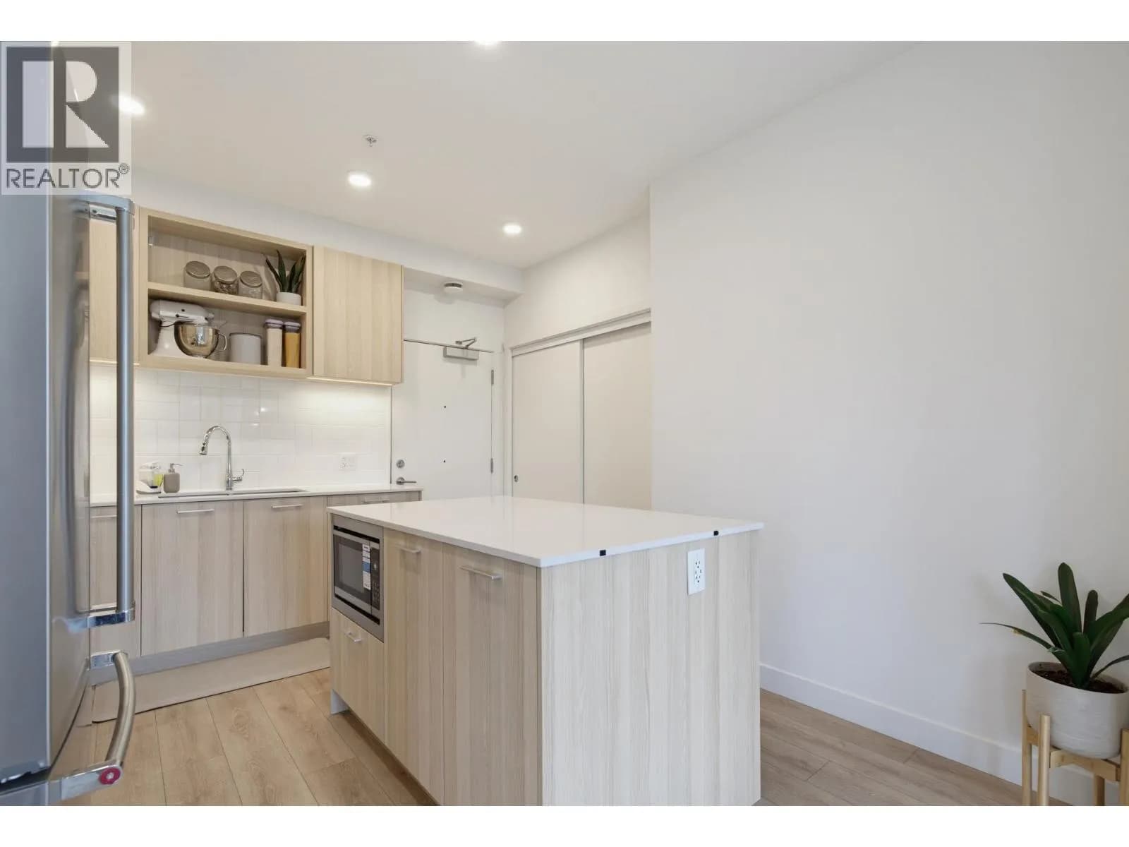 #316 735 ANSKAR COURT, Coquitlam, BC photo 5