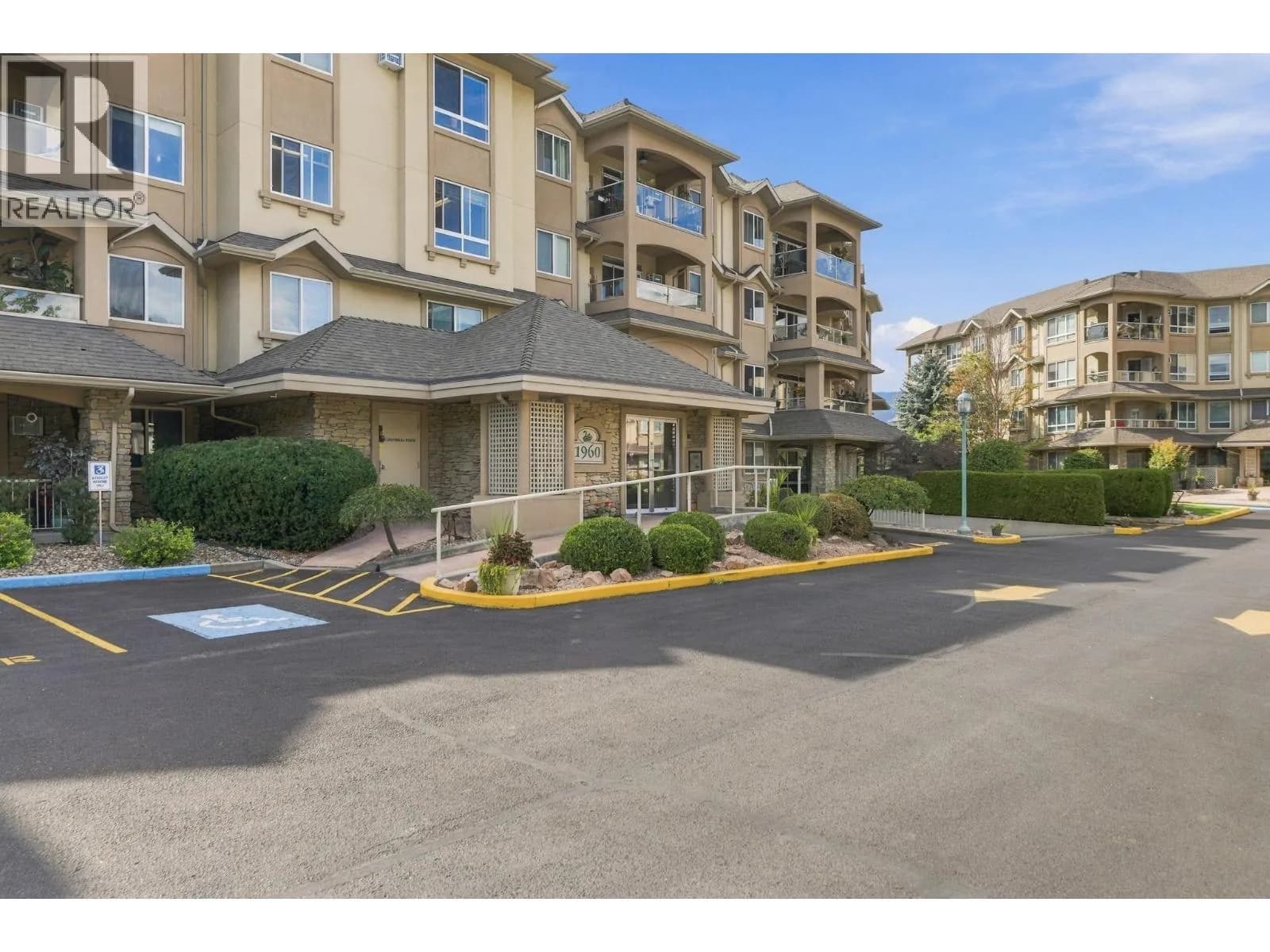 #312 1960 Enterprise Way, Kelowna, BC photo 2