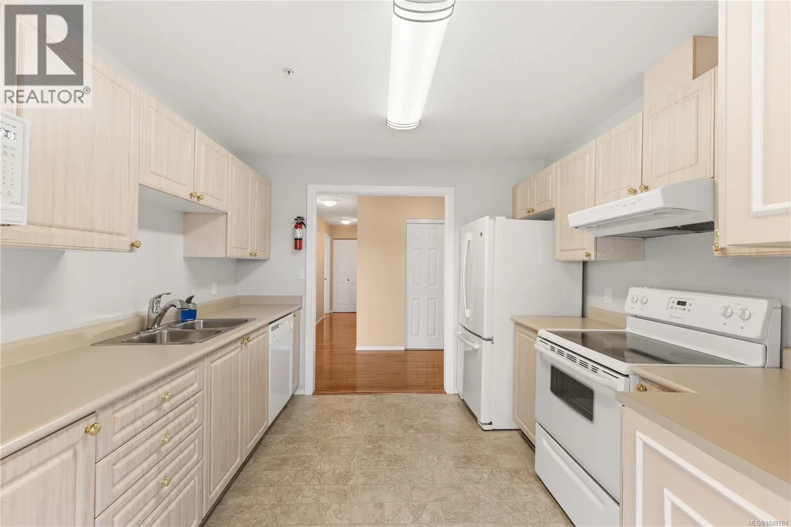 #207 280 Dogwood St S, Campbell River, BC photo 5