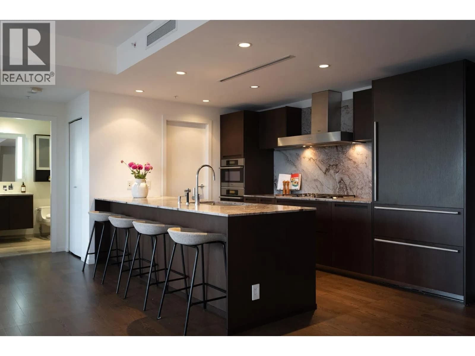#3804 1011 W CORDOVA STREET, Vancouver, BC photo 2