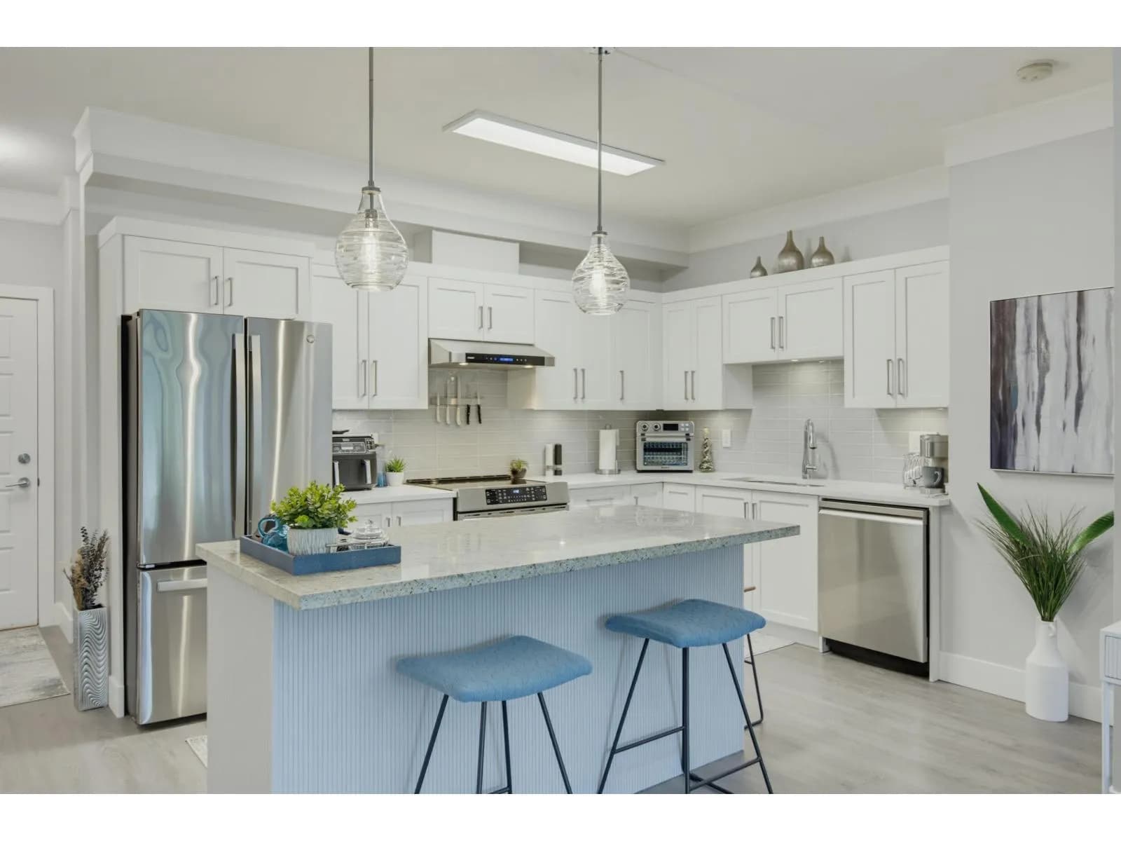 #209 20630 DOUGLAS CRESCENT, Langley, BC photo 1