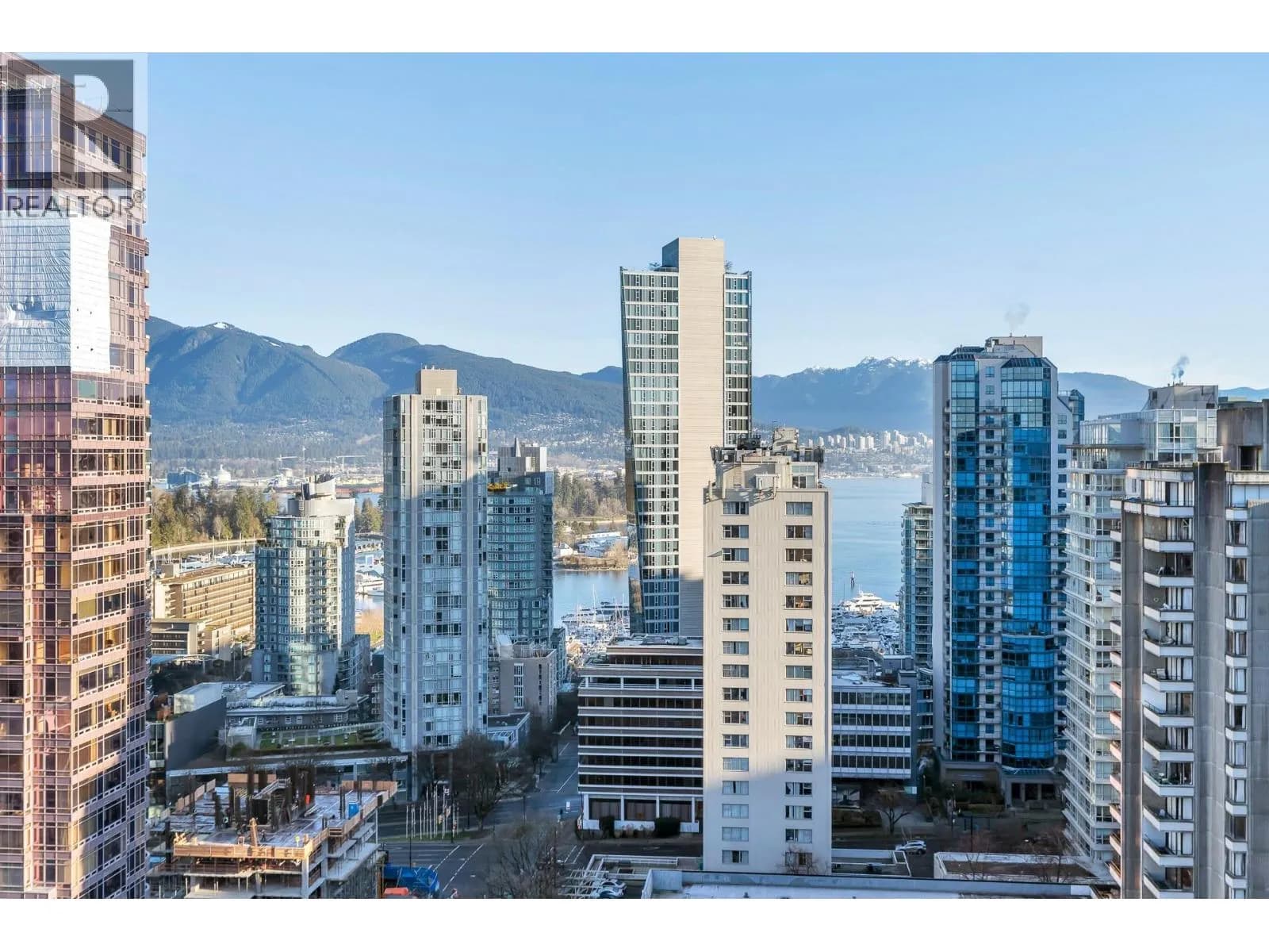#1405 1482 ROBSON STREET, Vancouver, BC photo 5