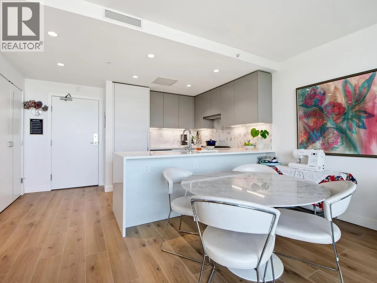 #1304 8188 FRASER STREET, Vancouver, BC photo 4