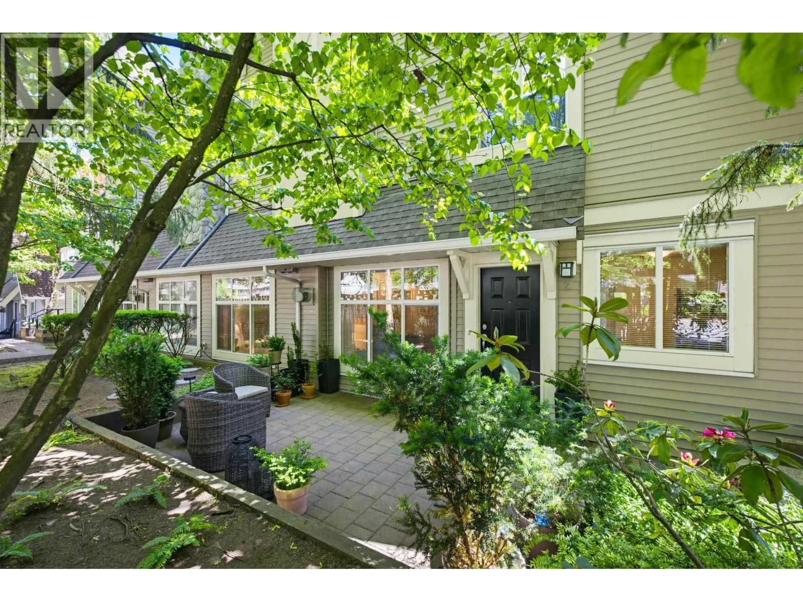 #2 1071 LYNN VALLEY ROAD, North Vancouver, BC photo 5